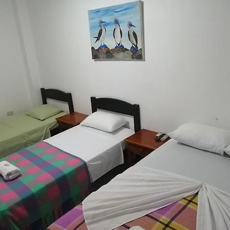 Hostal La Casa De Luis 푸에르토 바케리조 모레노 외부 사진