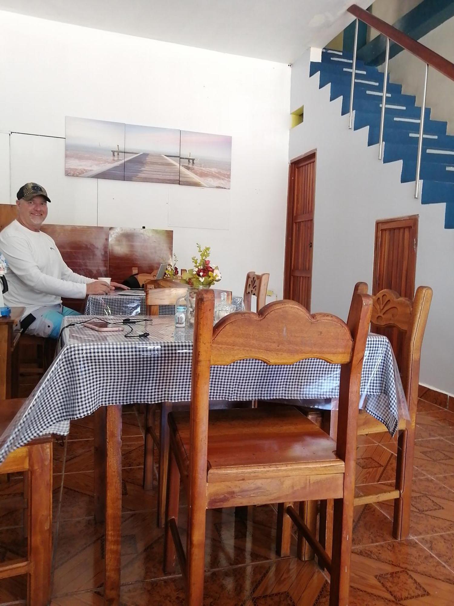 Hostal La Casa De Luis 푸에르토 바케리조 모레노 외부 사진