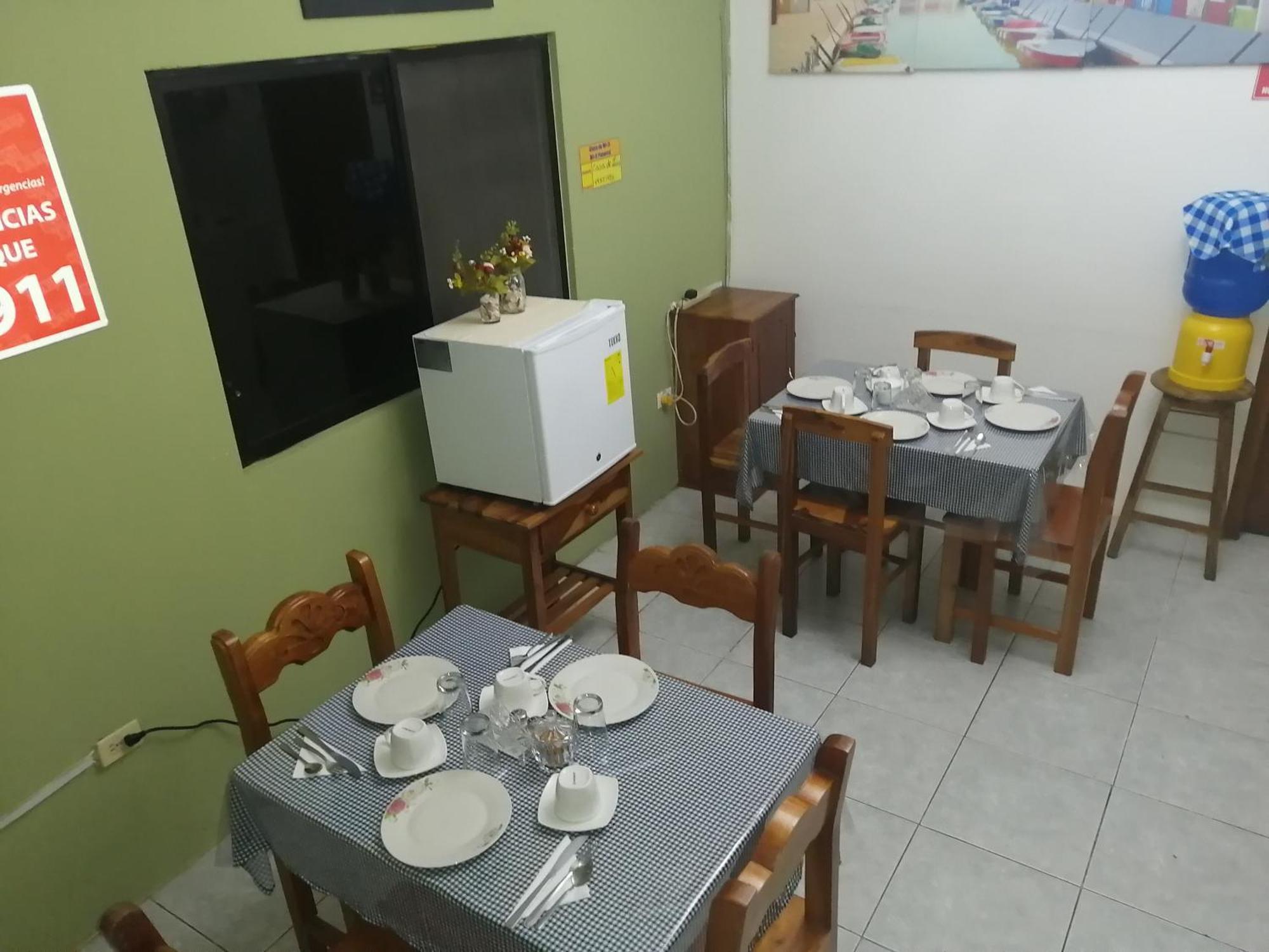 Hostal La Casa De Luis 푸에르토 바케리조 모레노 외부 사진