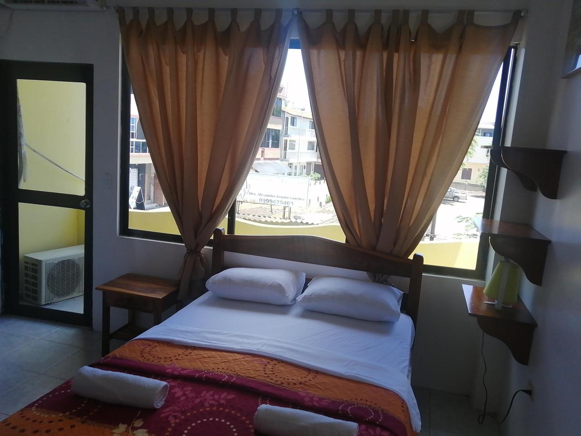 Hostal La Casa De Luis 푸에르토 바케리조 모레노 외부 사진